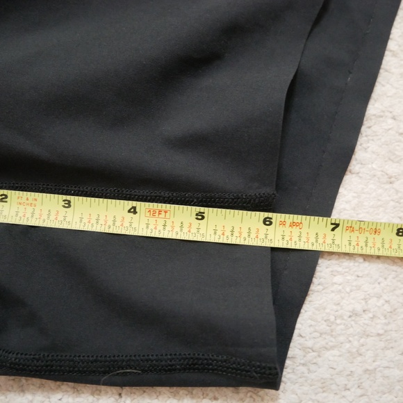 Peloton 6" shorts with liner Medium - Picture 3 of 8